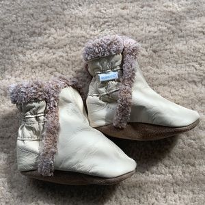 Robeeze baby booties